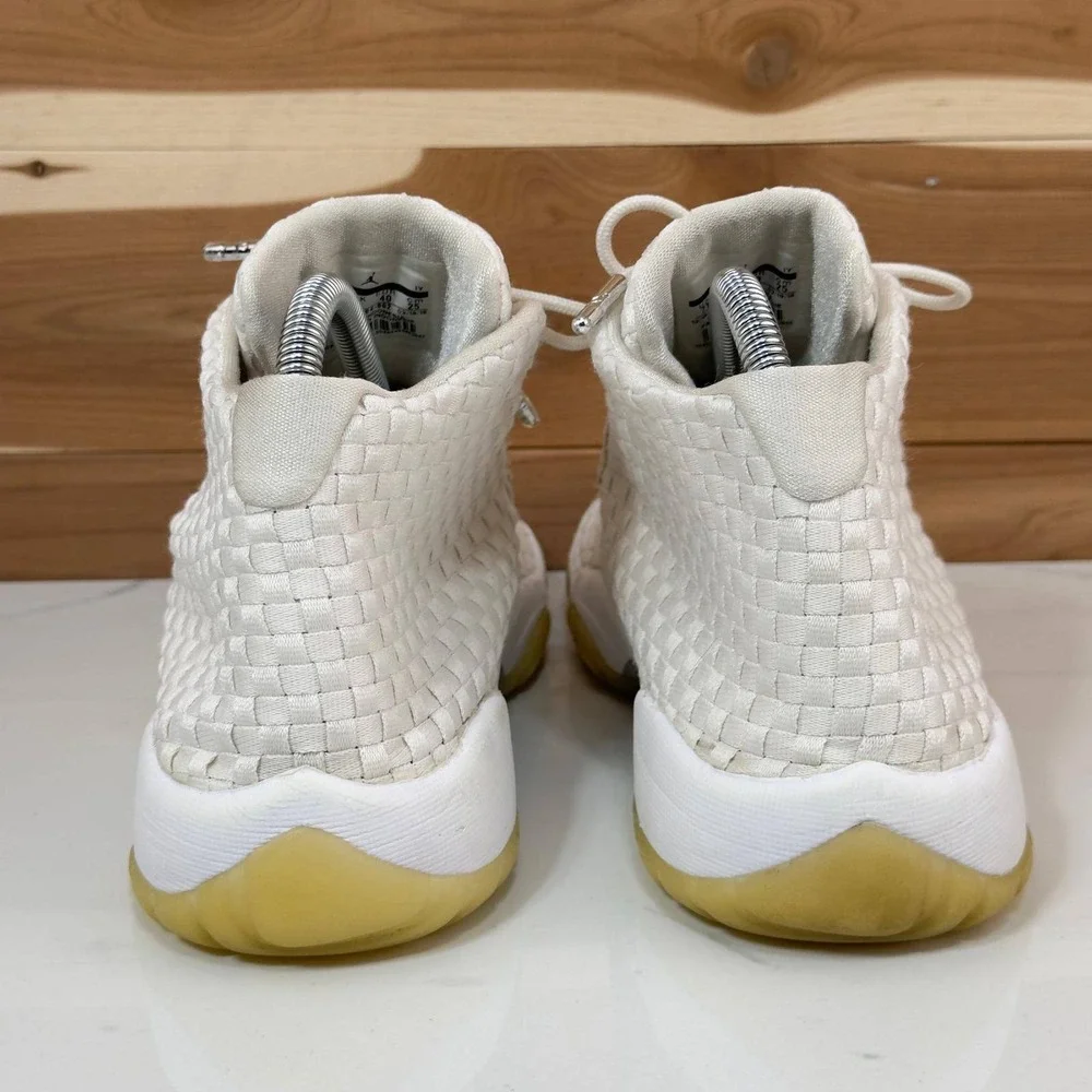 Jordan Future Phantom Cream White 656504-002 Basketball Size 7Y Youth/ 8.5 Women